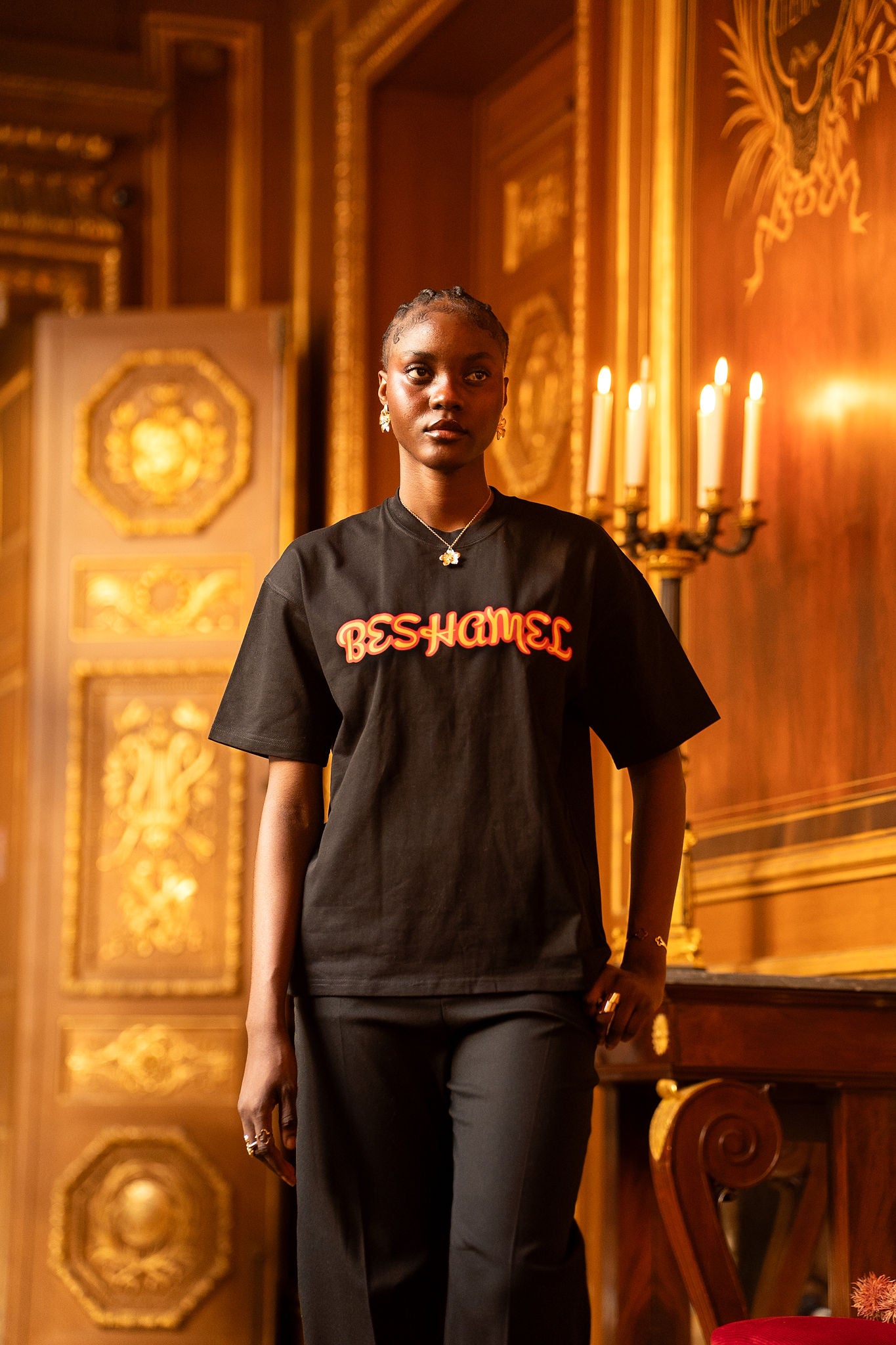 T-shirt Noir BESHAMEL